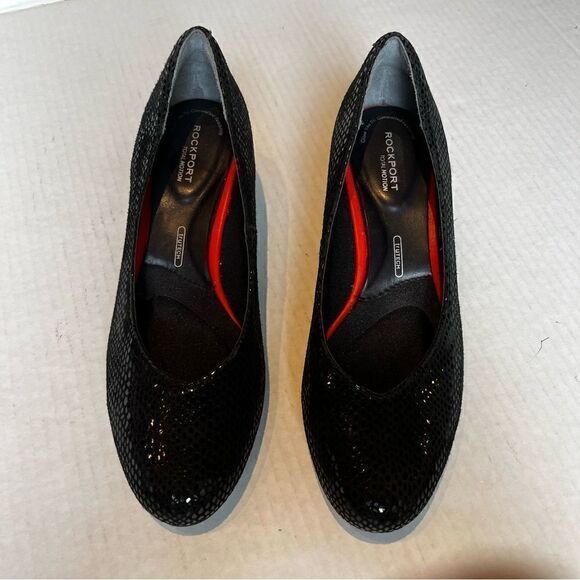 Rockport Total Motion Pumps Black Size 6 Leather Upper Tru tech - Picture 1 of 10